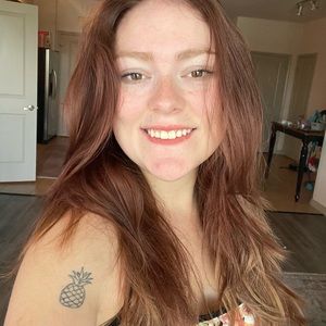 Meet your Posher, Brooke